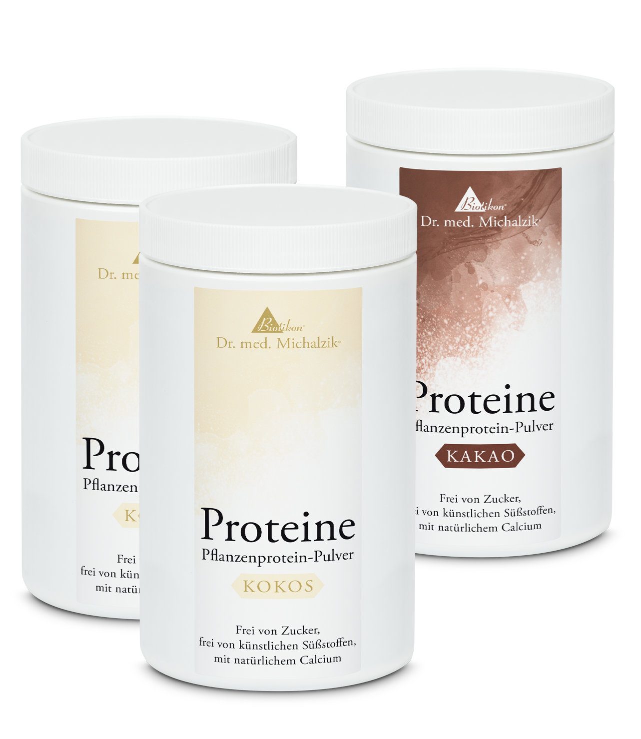 Pflanzenprotein-Pulver Kokos & Kakao – 300 g Drei Dosen Pflanzenprotein-Pulver in Weiß, Kokos und Kakao, mit einem Deckel, auf weißem Hintergrund.