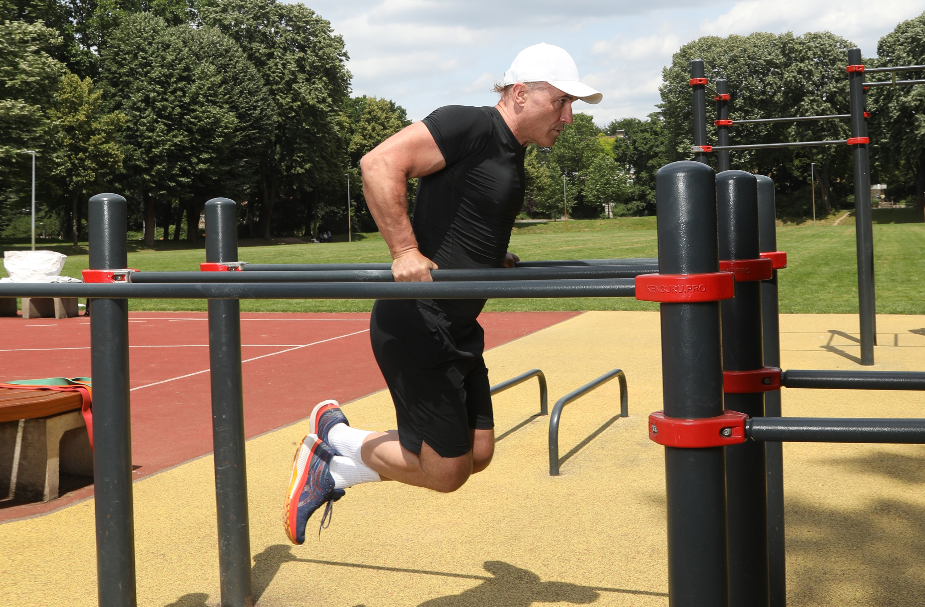 Whey Protein 1000 g – Pulver Whey Protein Pulver in 1000 g Verpackung, weiße Dose, sichtbare Marken-/Produktdetails.